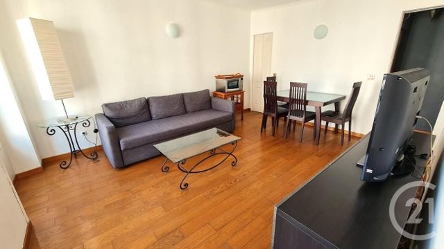 Appartement F2 à vendre - 2 pièces - 44.23 m2 - PARIS - 75004 - ILE-DE-FRANCE - Century 21 Alpha Marais