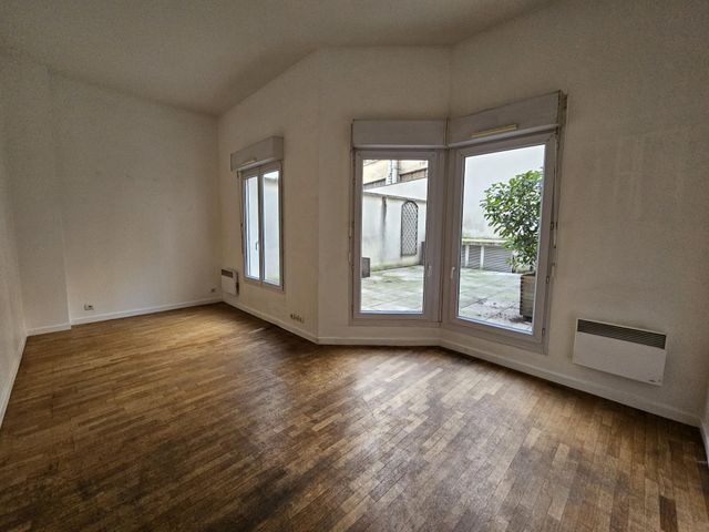 Appartement F1 à louer PARIS